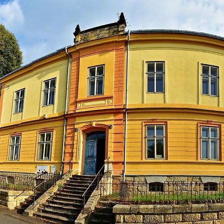 Hotel Stara Skola Mezna Ngoại thất bức ảnh