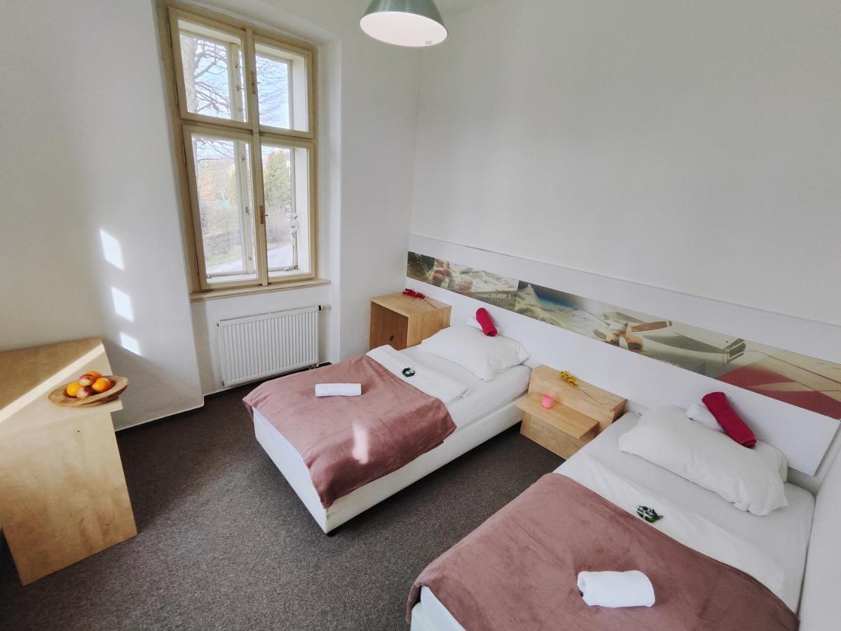 Hotel Stara Skola Mezna Ngoại thất bức ảnh