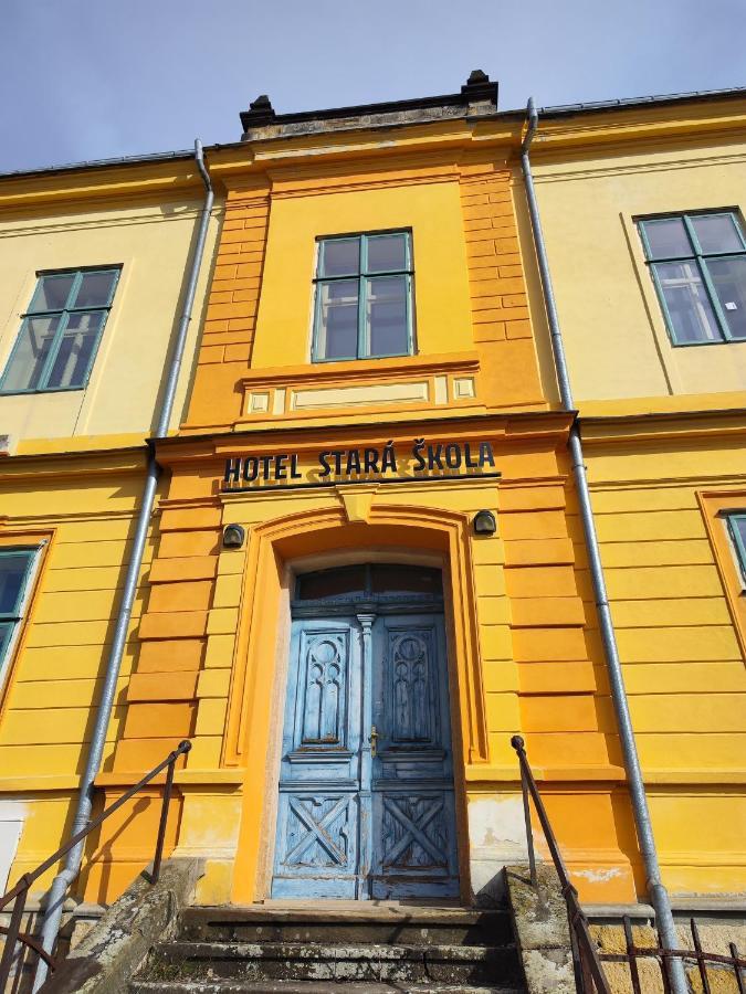 Hotel Stara Skola Mezna Ngoại thất bức ảnh
