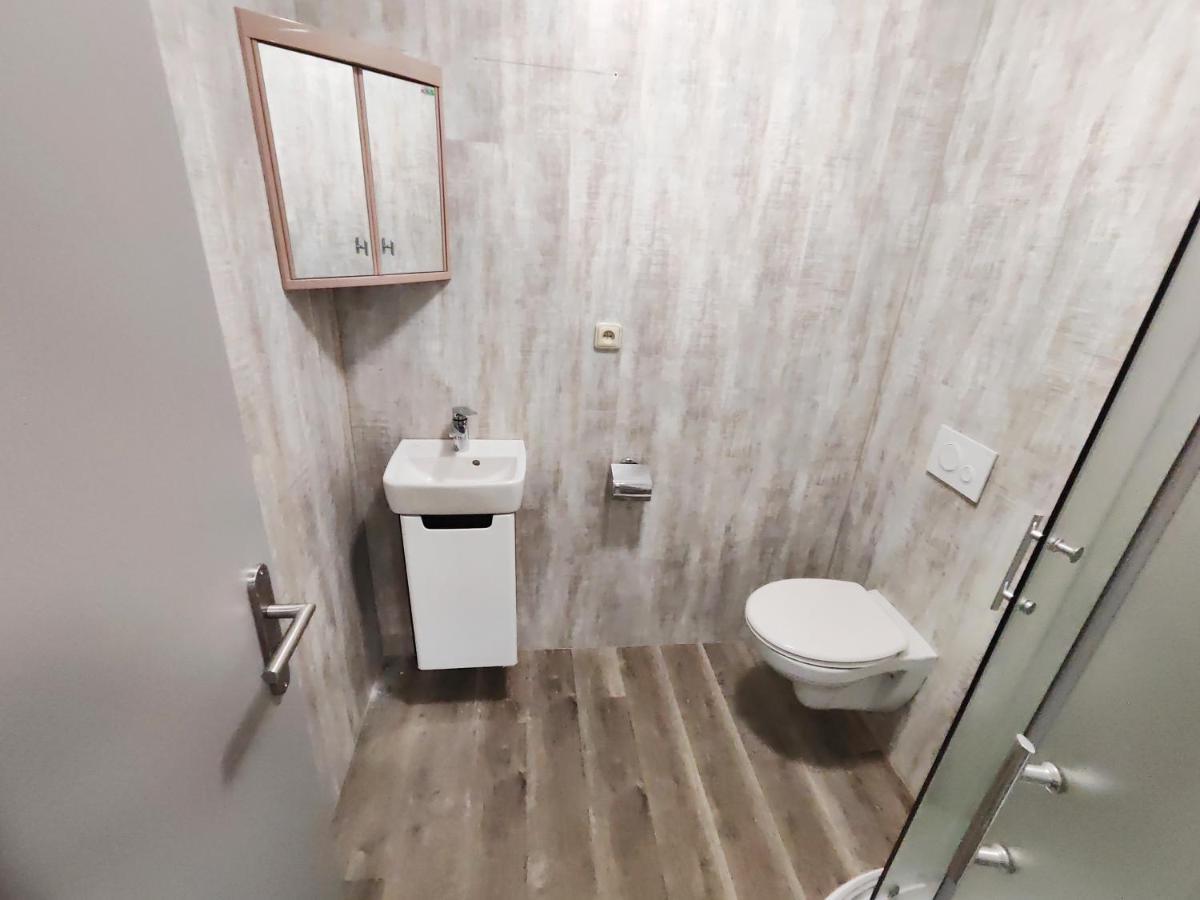 Hotel Stara Skola Mezna Ngoại thất bức ảnh