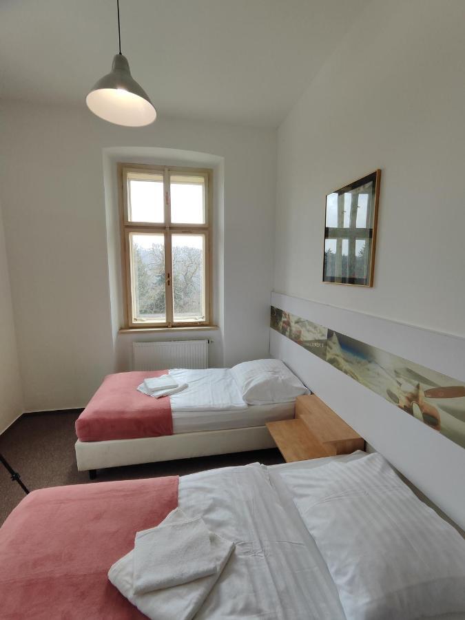 Hotel Stara Skola Mezna Ngoại thất bức ảnh